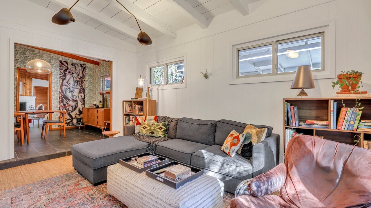 Photo of Livingroom in Savannah