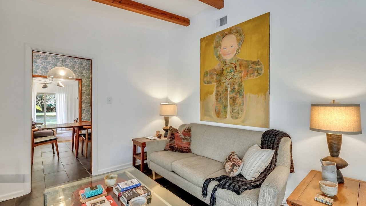 Photo of Livingroom in Savannah