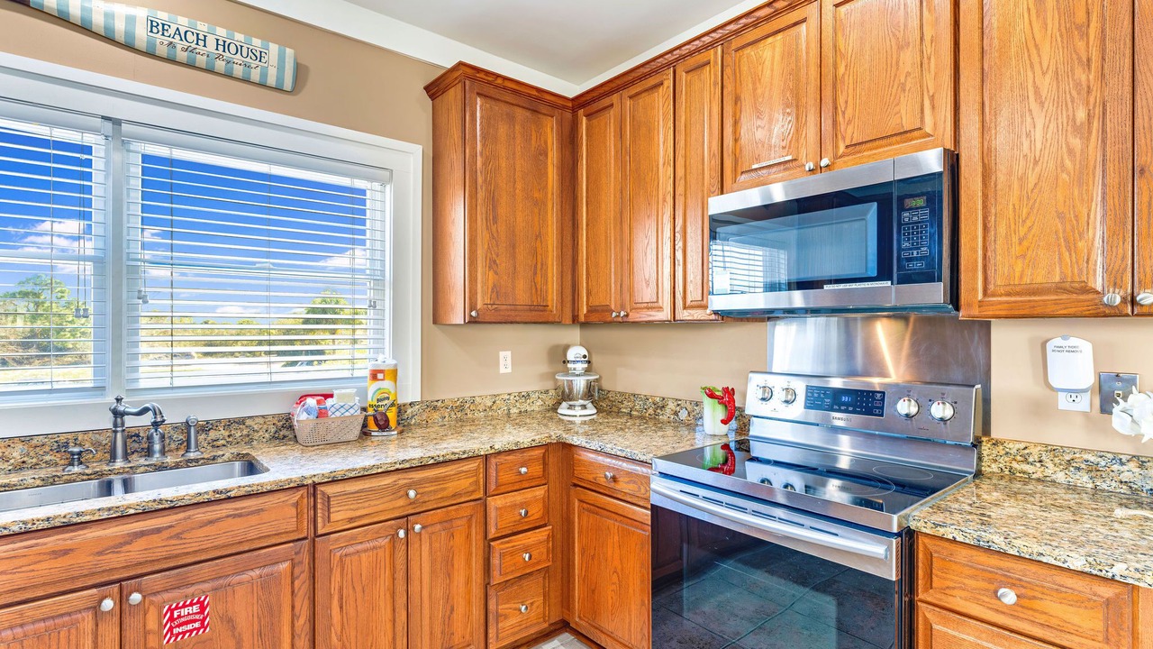 Photo of Kitchen in Sea Palm Village