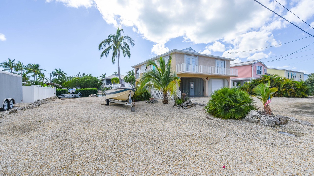 Photo of Outdoor in Breezeswept Beach Estates