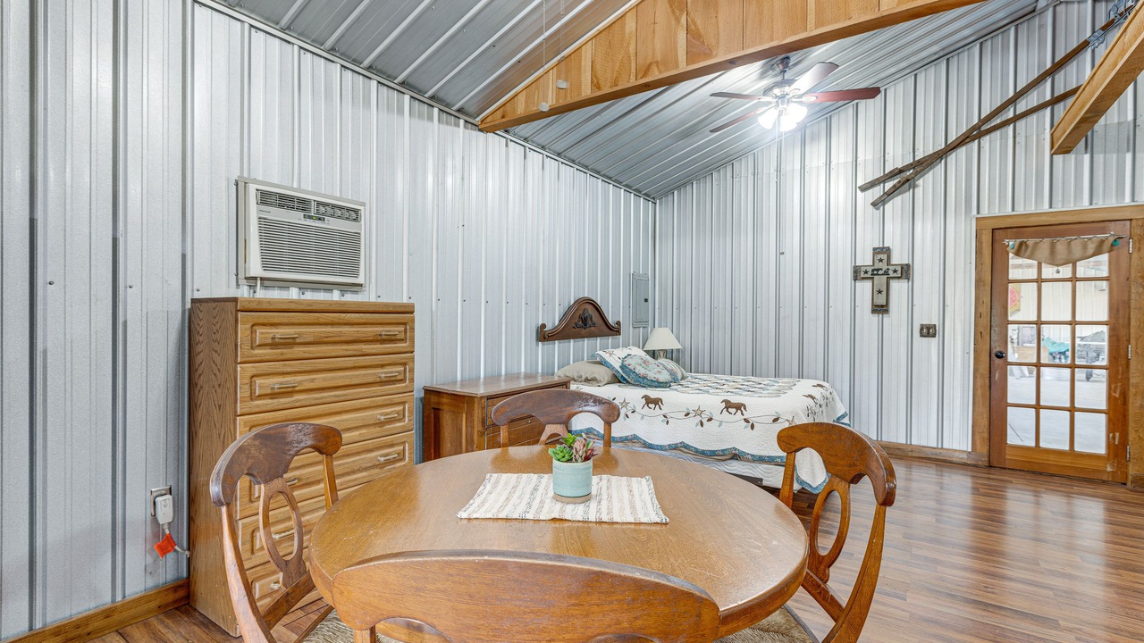 Photo of Others in Wellborn