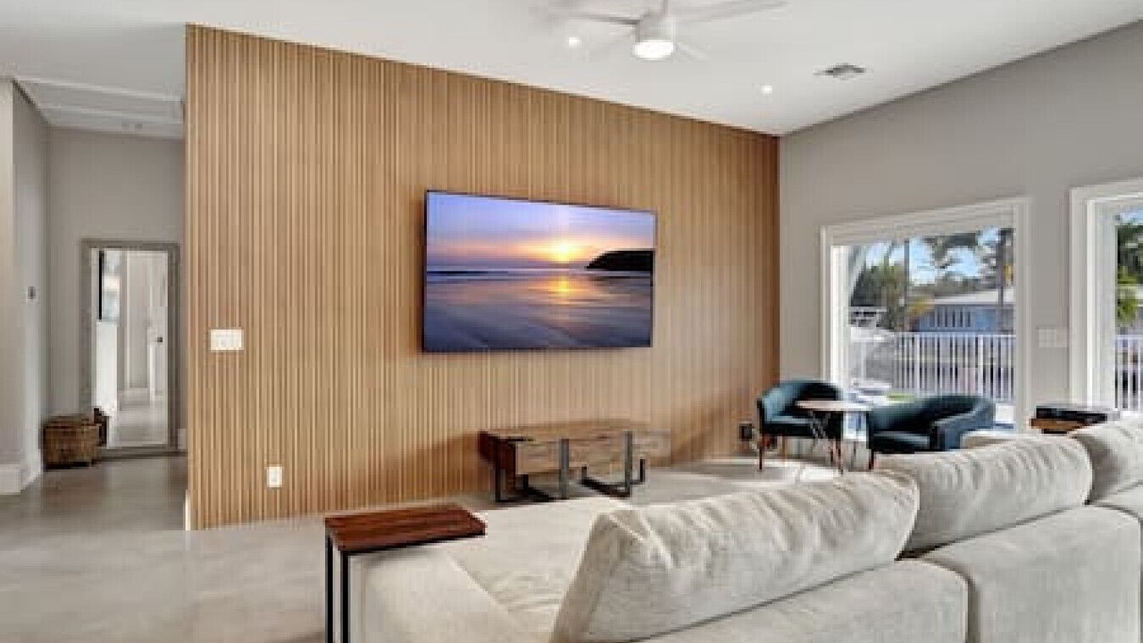 Photo of Livingroom in South New River Isles