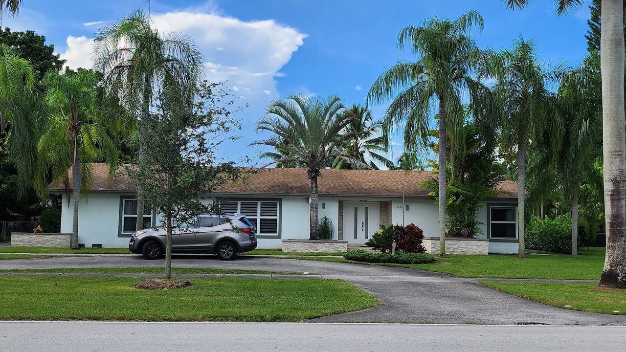 Photo of Outdoor in Ludlam