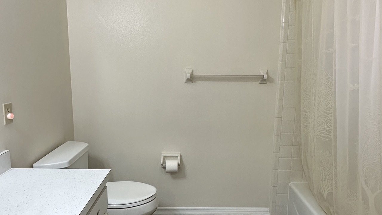 Photo of Bathroom in Astor