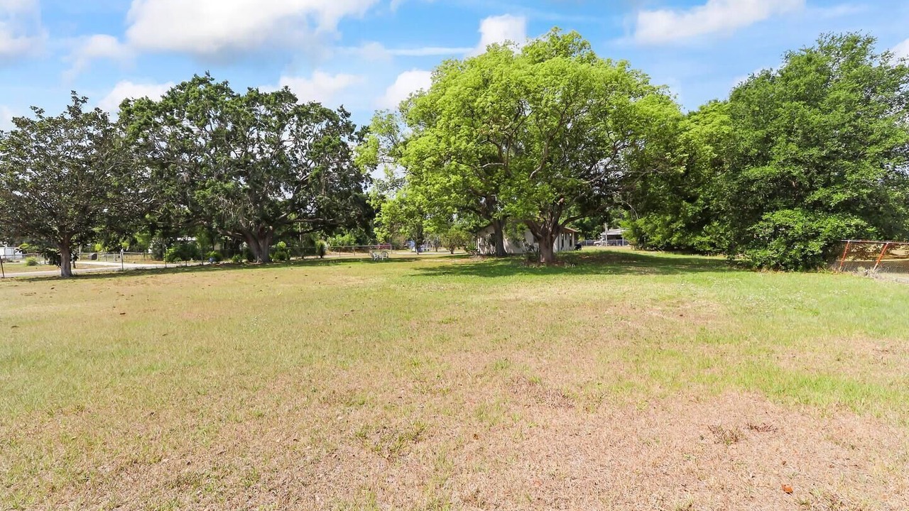 Photo of Outdoor in Riverview
