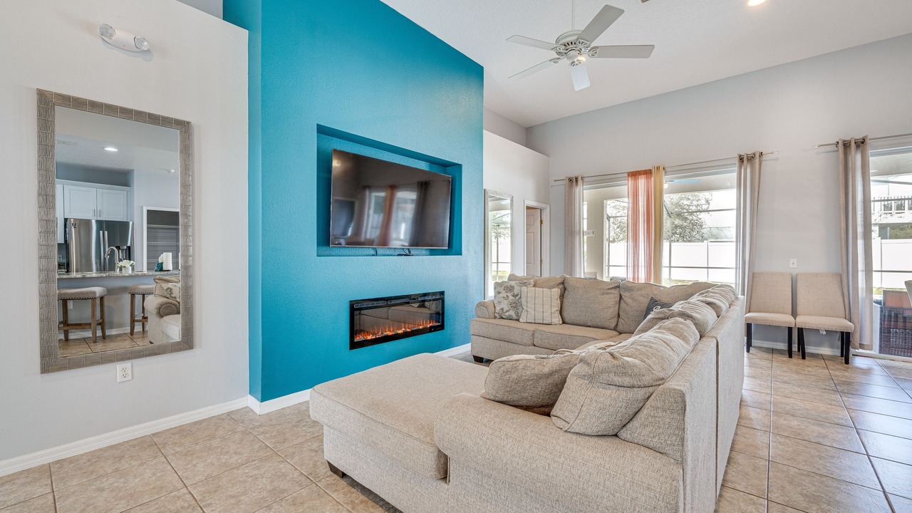 Photo of Livingroom in Bridgewater Crossing