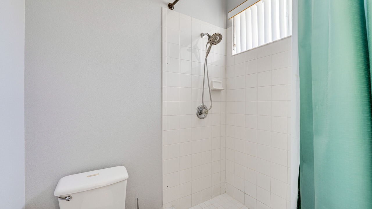 Photo of Bathroom in Bridgewater Crossing