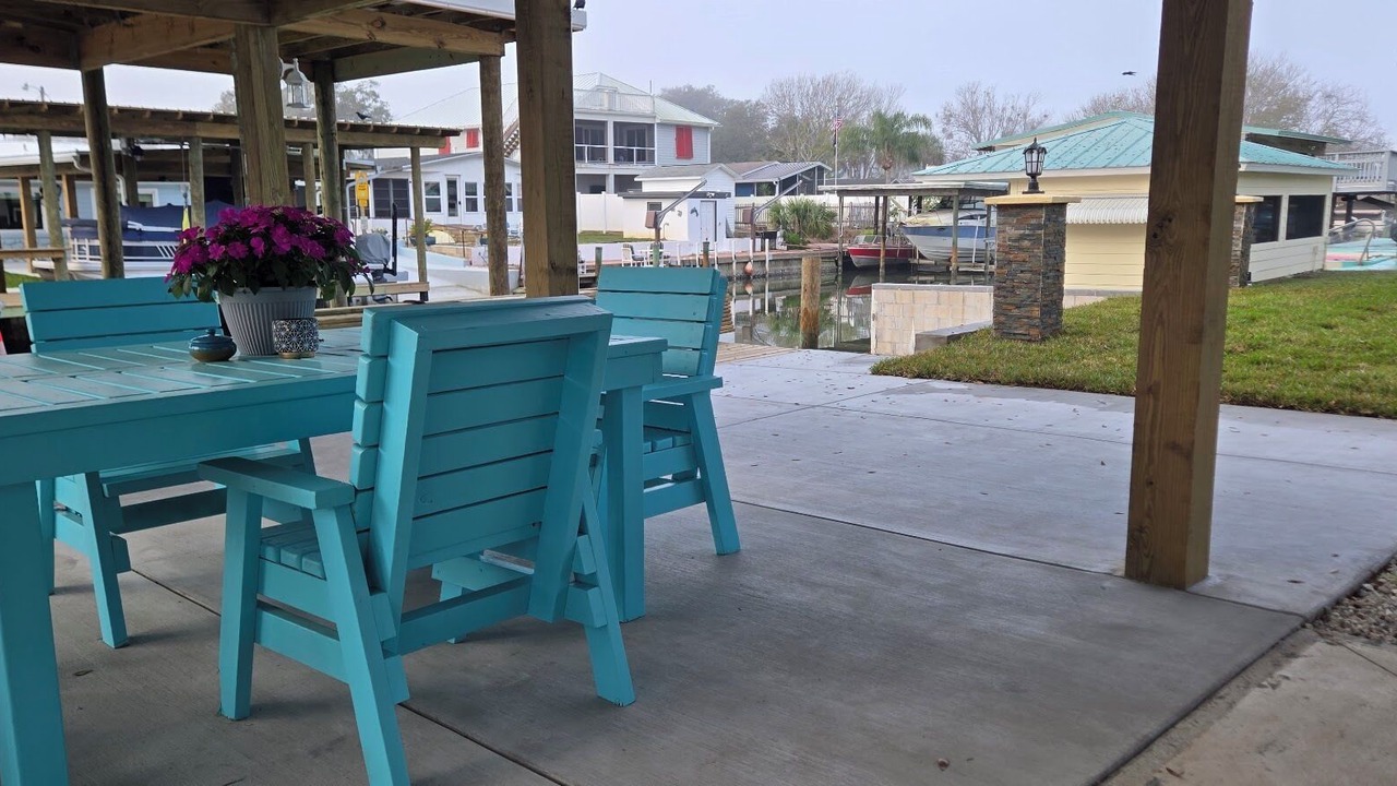 Photo of Outdoor in Indian Harbor Estates