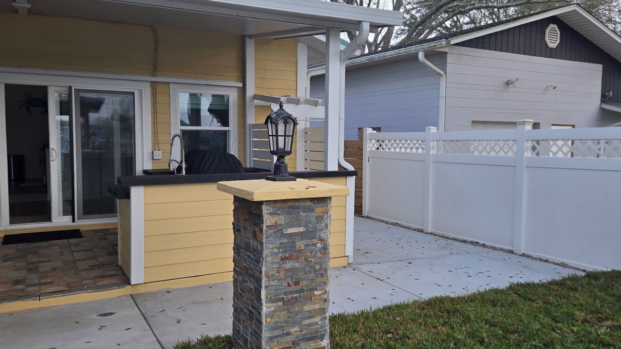 Photo of Patio Balcony in Indian Harbor Estates