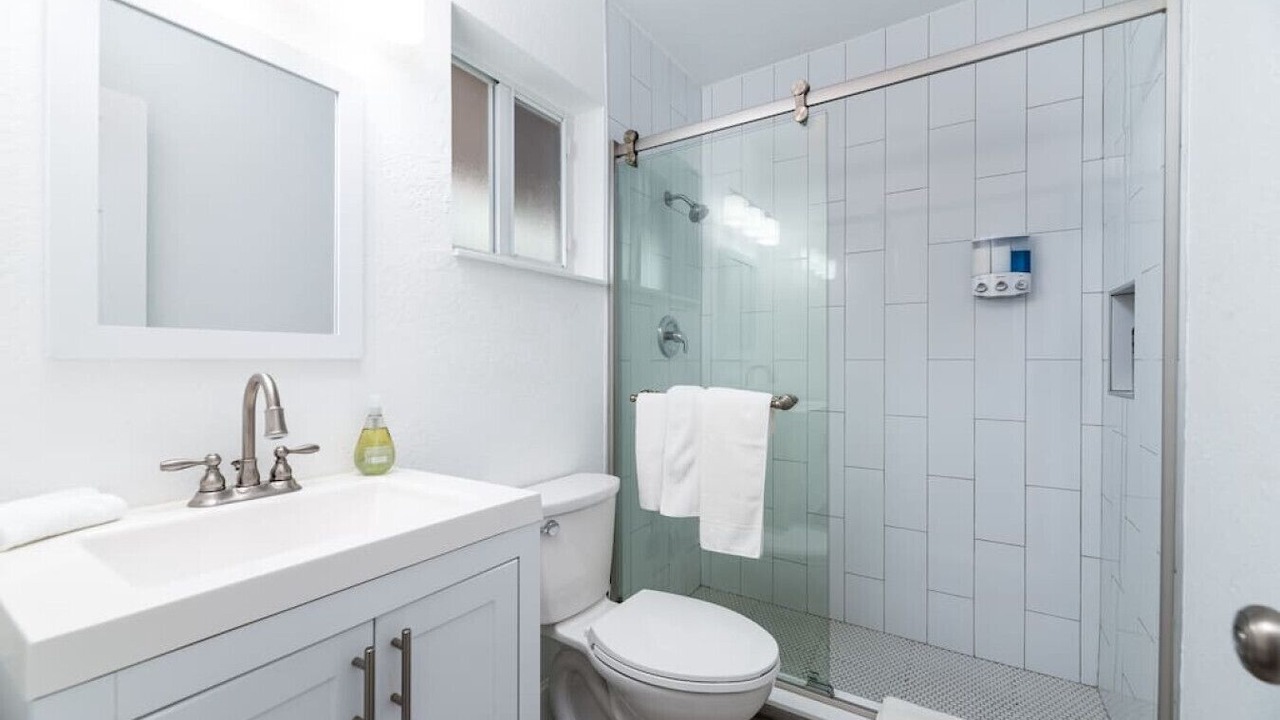 Photo of Bathroom in Middle River Terrace