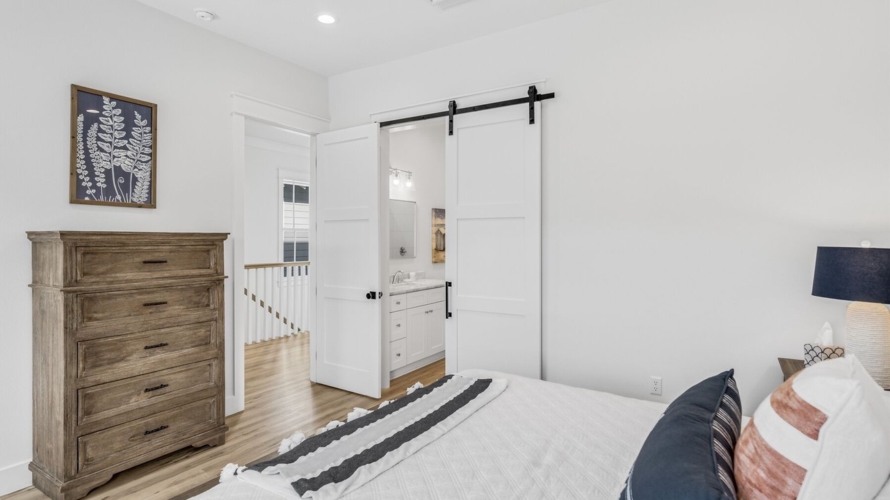 Photo of Bedroom in Lakeside at Blue Mountain Beach