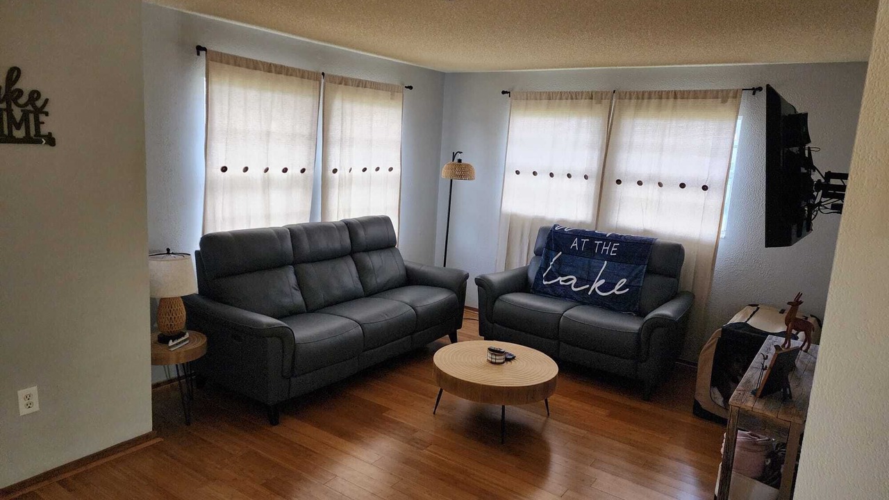 Photo of Livingroom in Highland