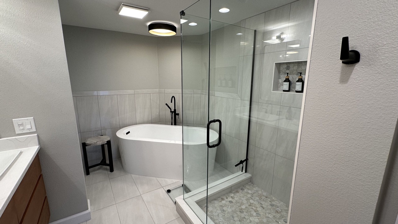 Photo of Bathroom in Redington Shores