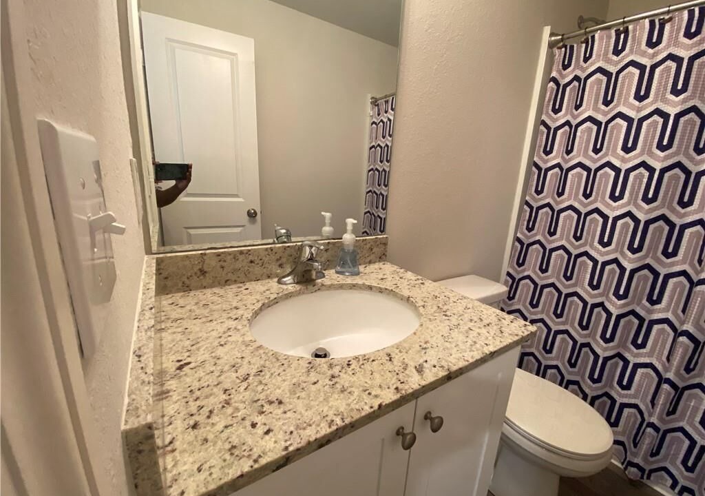 Photo of Bathroom in Jacarandas
