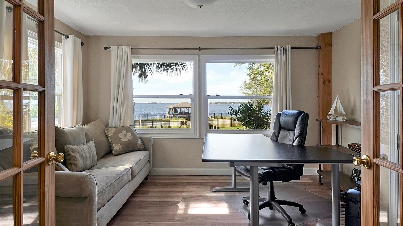 Photo of Livingroom in Clermont