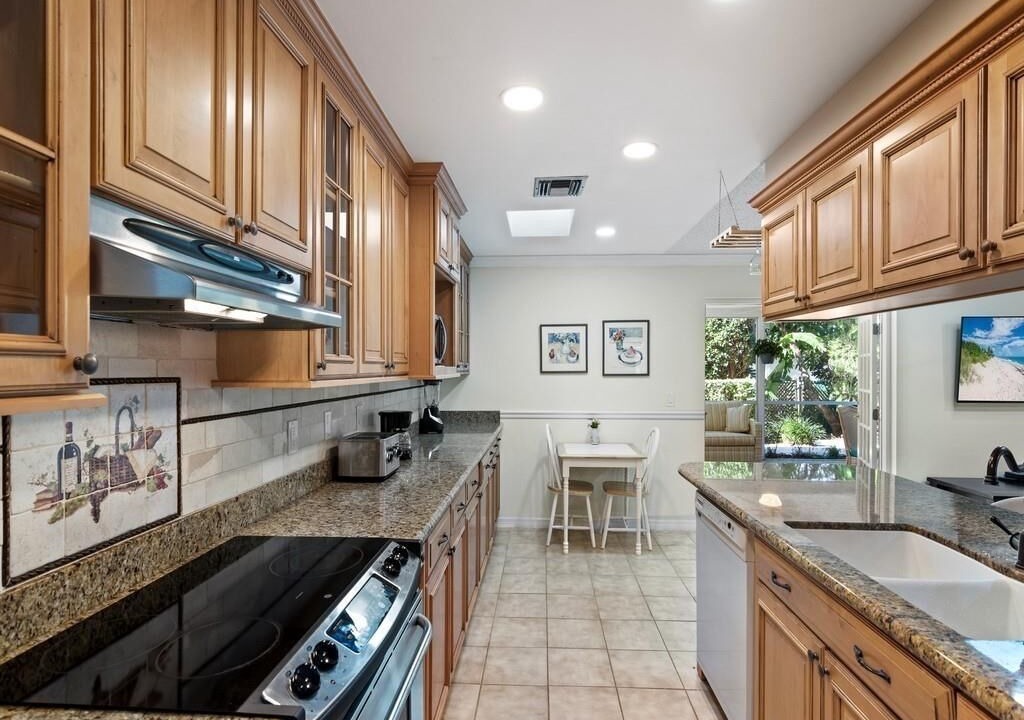Photo of Kitchen in Florida Ridge