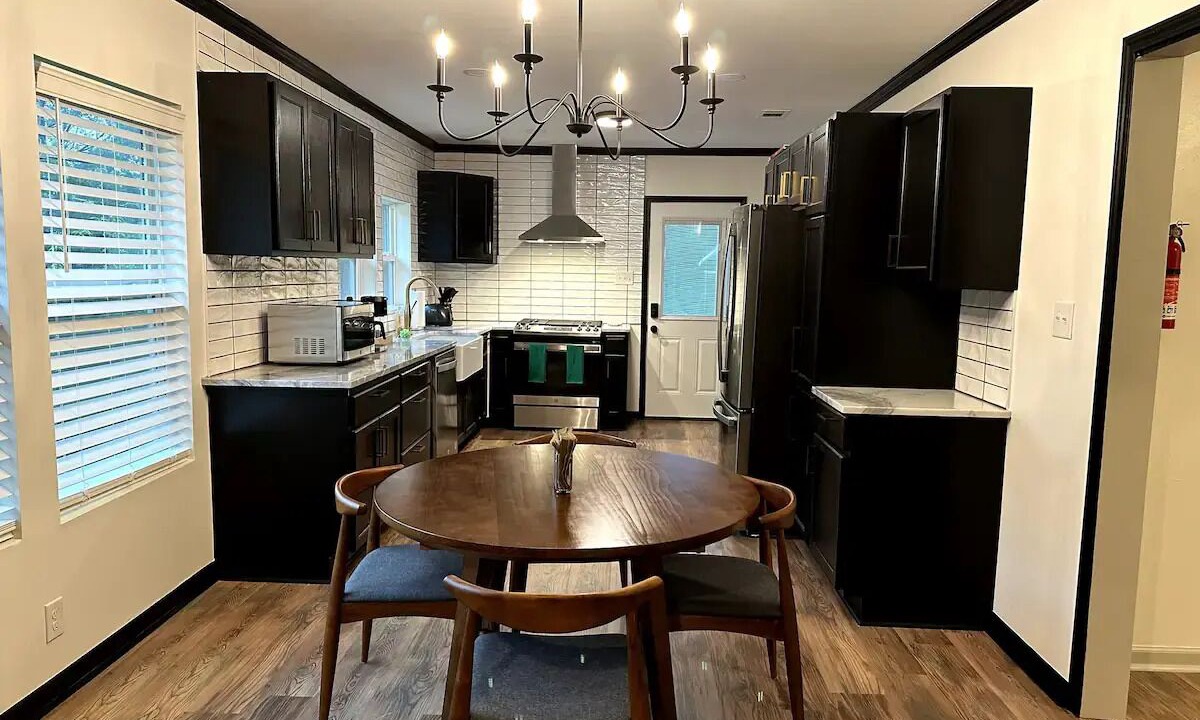 Photo of Kitchen in College Park