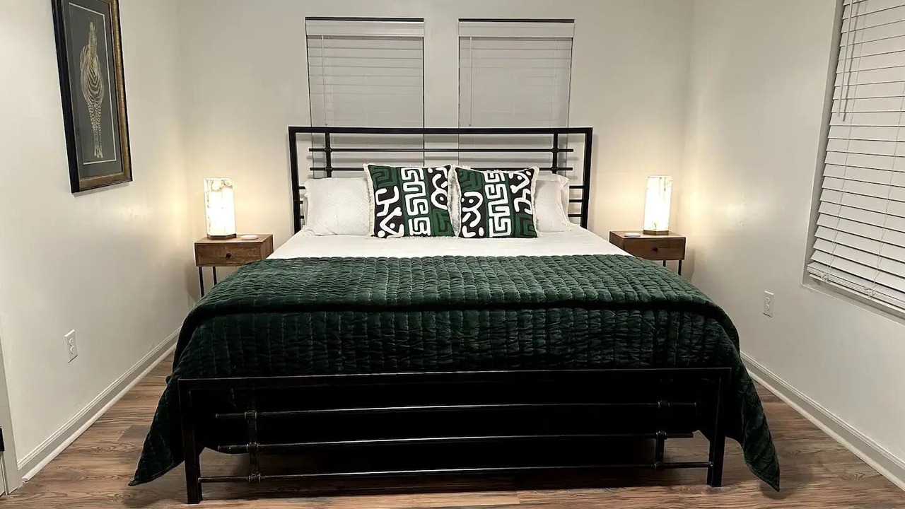 Photo of Bedroom in College Park