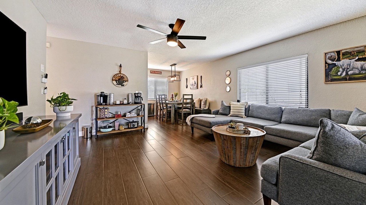 Photo of Livingroom in West Palm Beach
