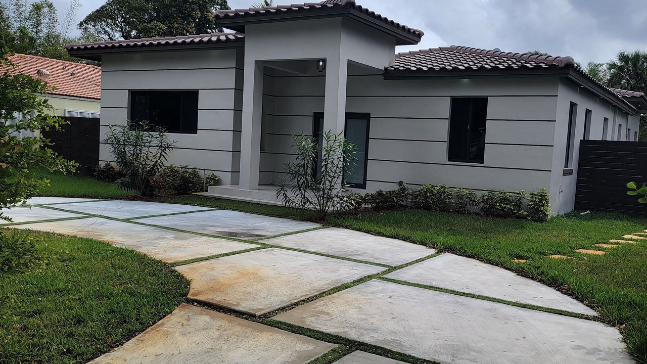 Photo of Outdoor in El Portal