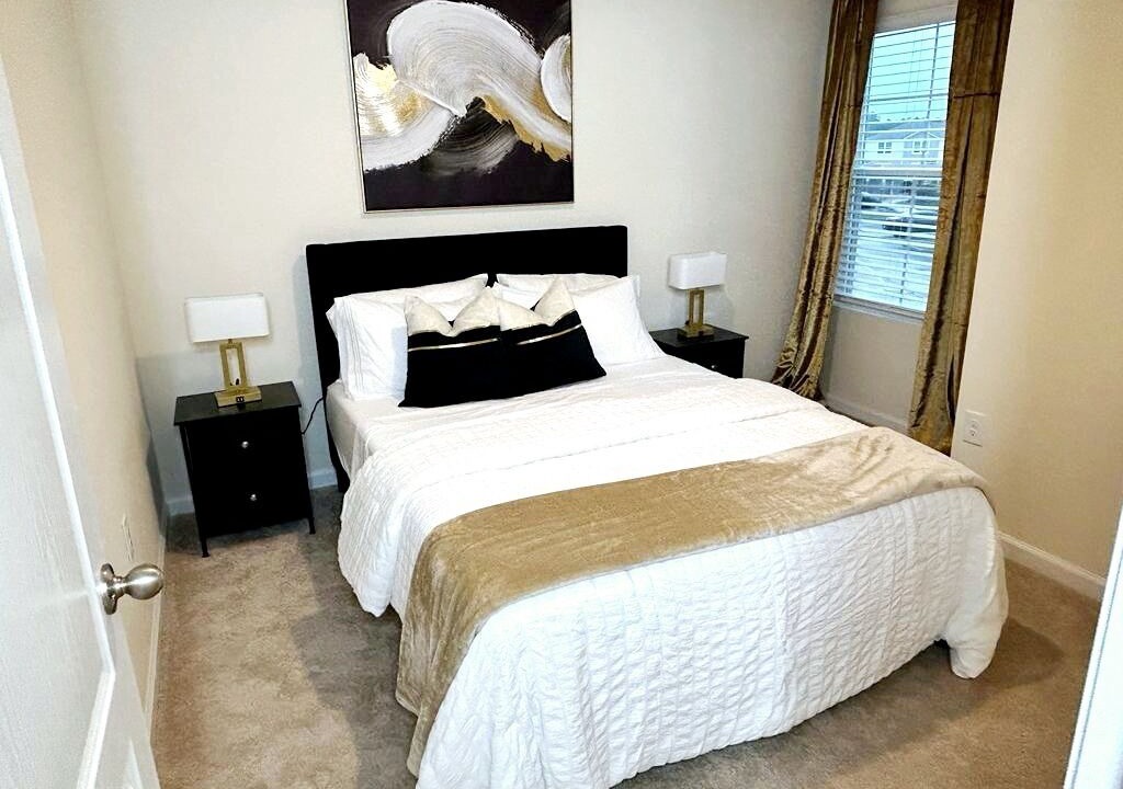 Photo of Bedroom in OakLeaf Plantation