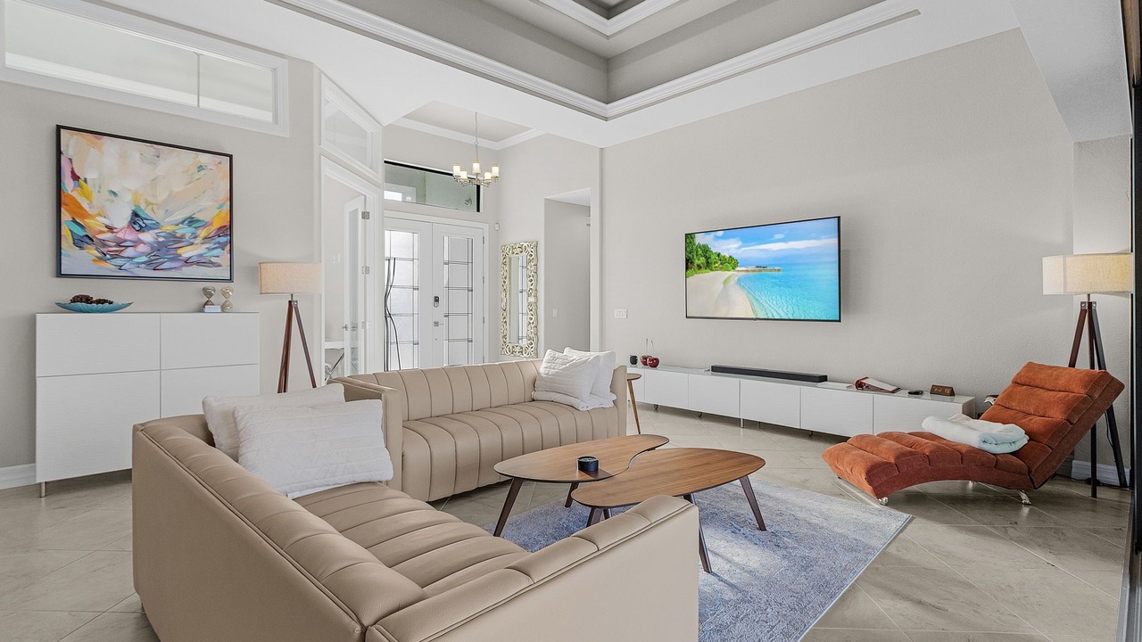 Photo of Livingroom in South Gulf Cove