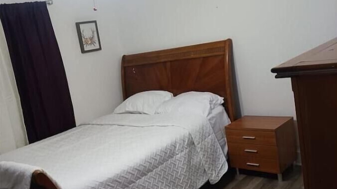 Photo of Bedroom in Tallahassee