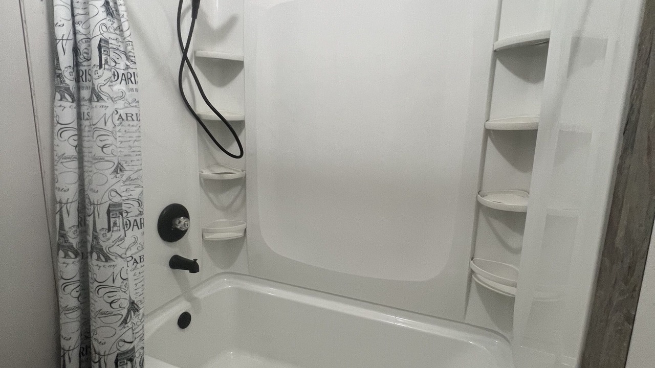 Photo of Bathroom in Okeechobee