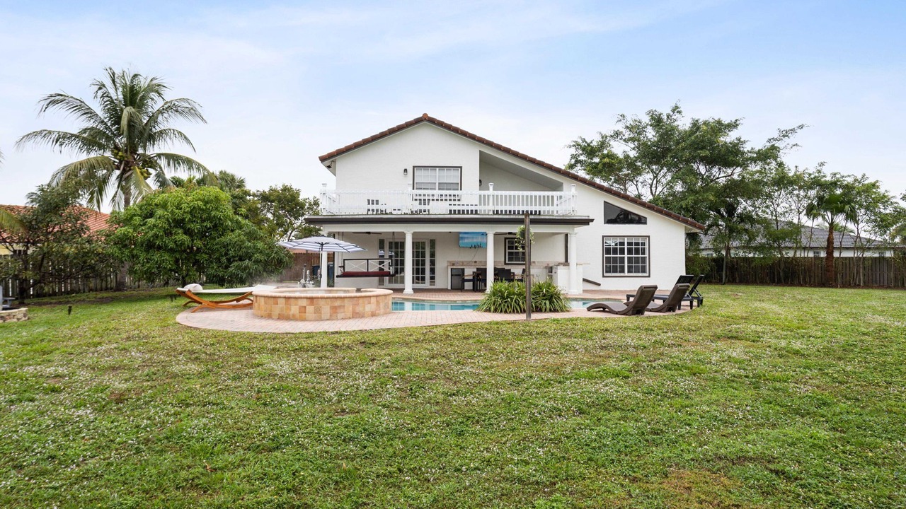 Photo of Outdoor in Lake Clarke Shores