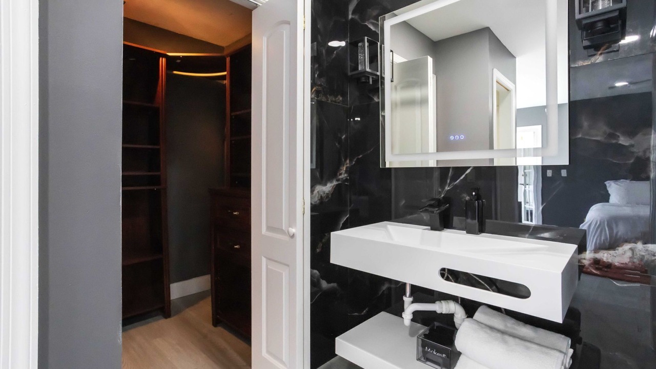 Photo of Bathroom in Lake Clarke Shores