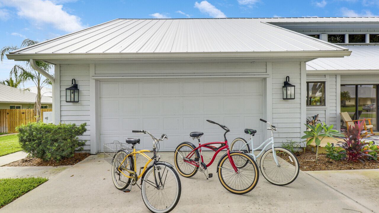 Photo of Others in Hobe Sound