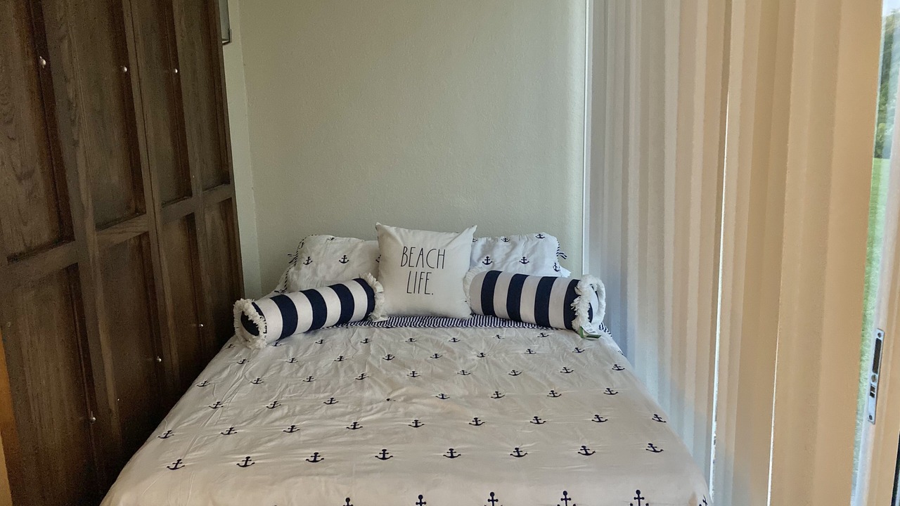 Photo of Bedroom in Florida North Atlantic Coast