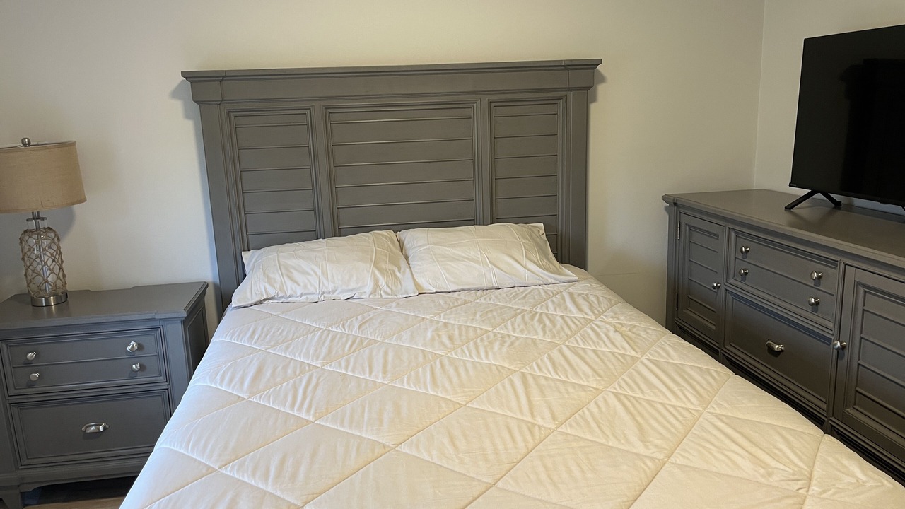 Photo of Bedroom in Foley