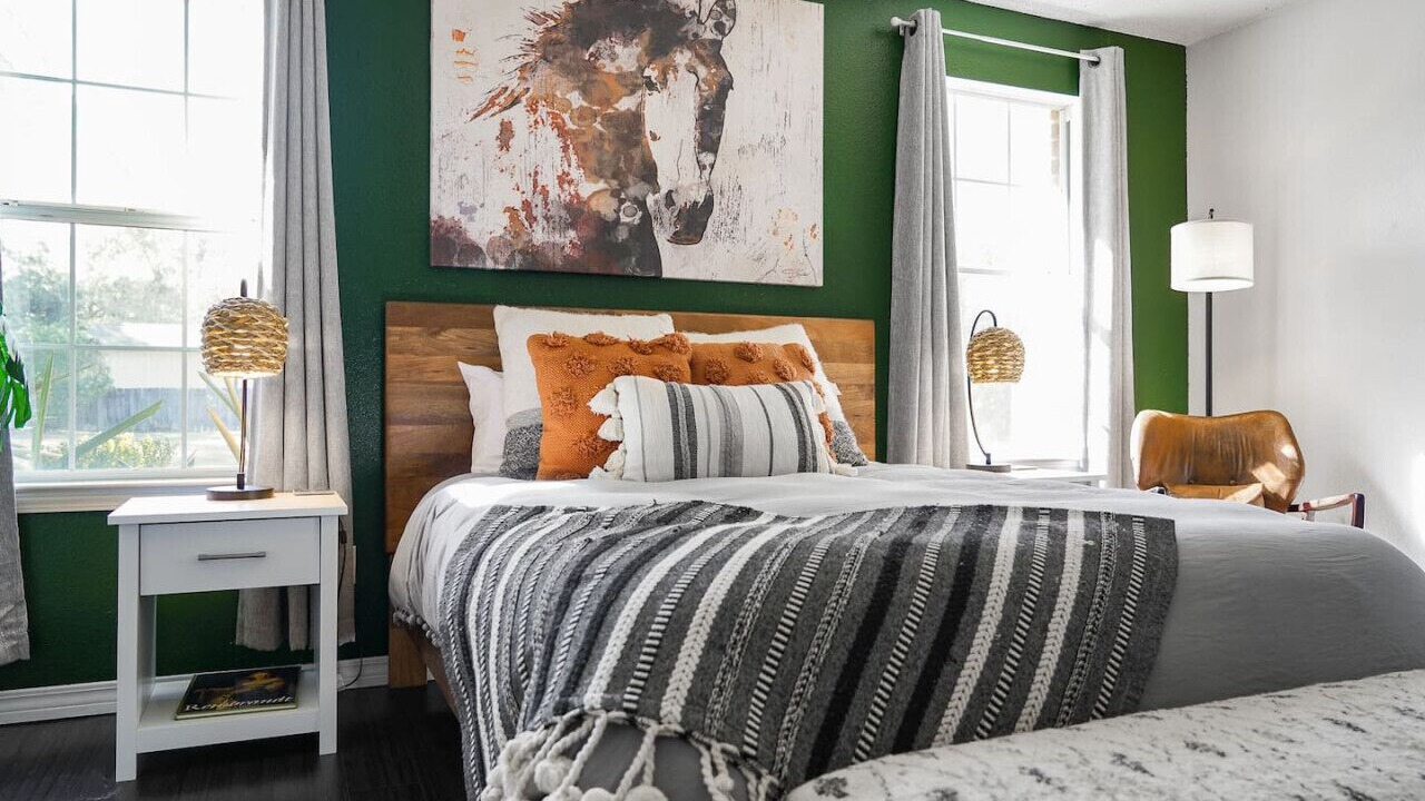 Photo of Bedroom in Pensacola