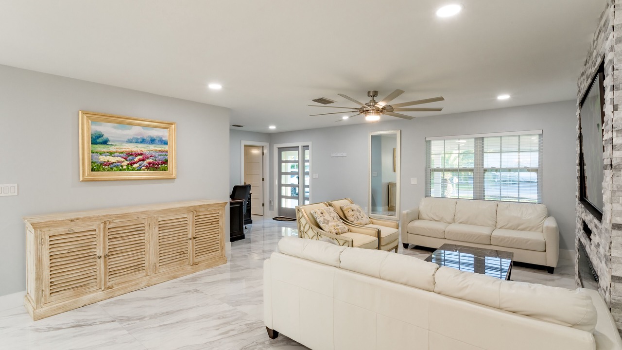 Photo of Livingroom in Greenacres