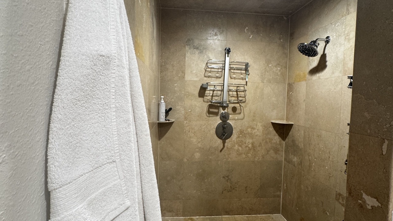 Photo of Bathroom in Bay Hill