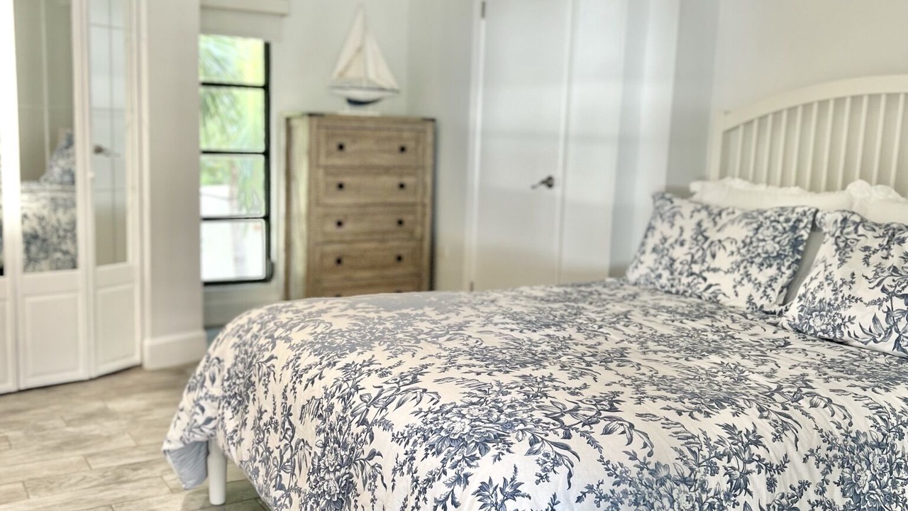 Photo of Bedroom in Islamorada