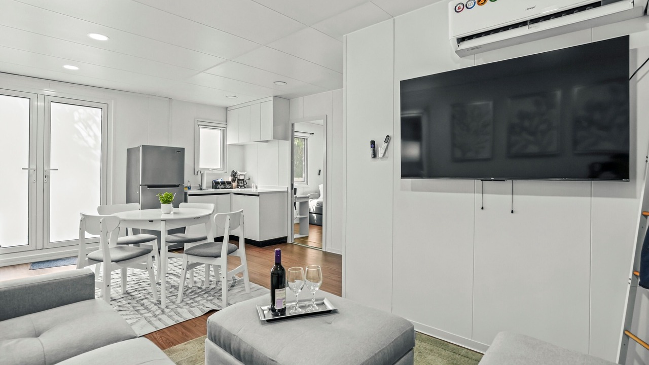 Photo of Livingroom in Hollywood