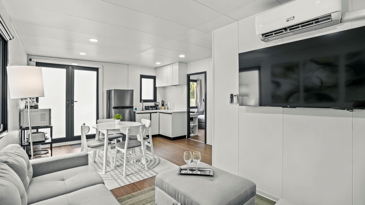Photo of Livingroom in Hollywood