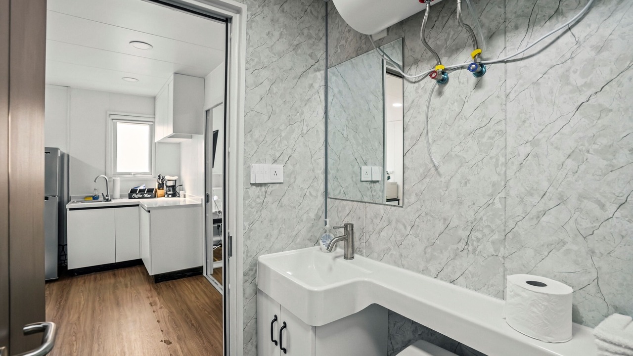 Photo of Bathroom in Hollywood