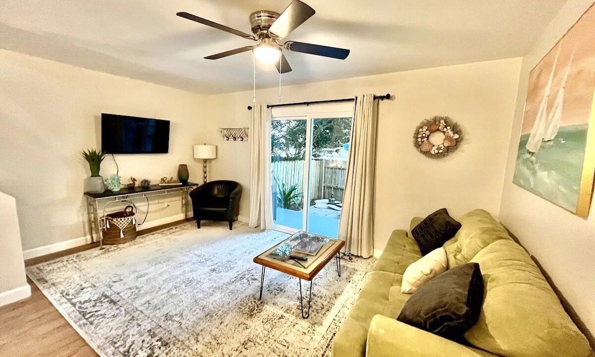 Photo of Livingroom in Bel Air
