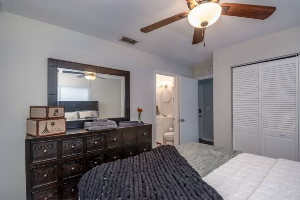 Photo of Bedroom in Historic District