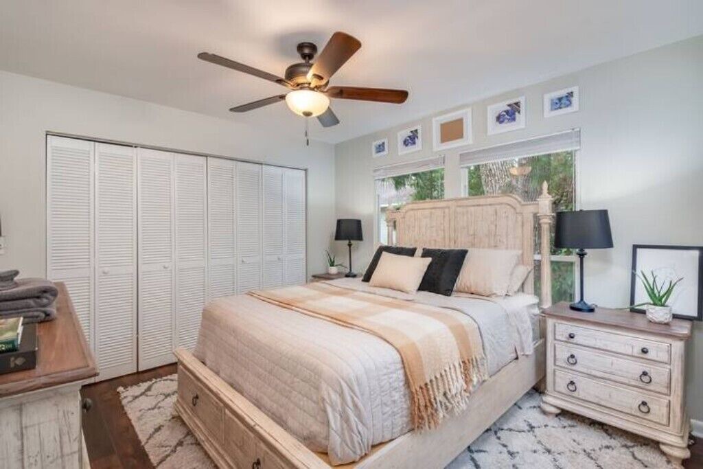 Photo of Bedroom in Historic District