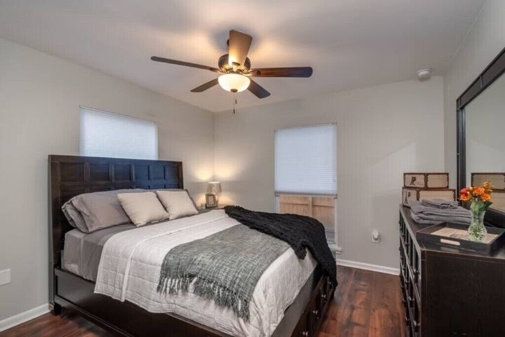 Photo of Bedroom in Historic District
