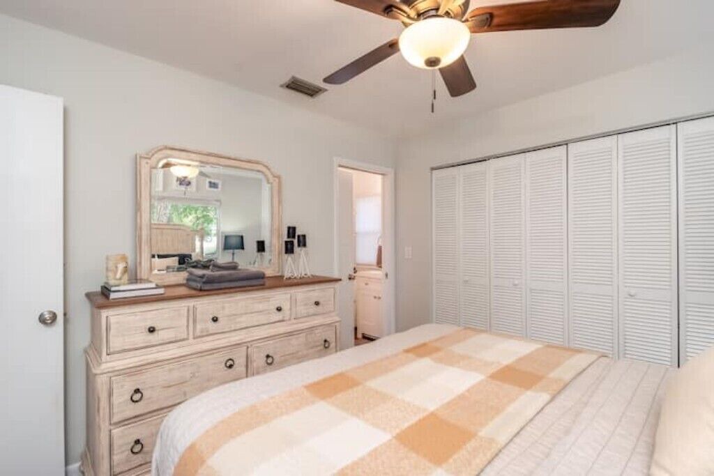 Photo of Bedroom in Historic District