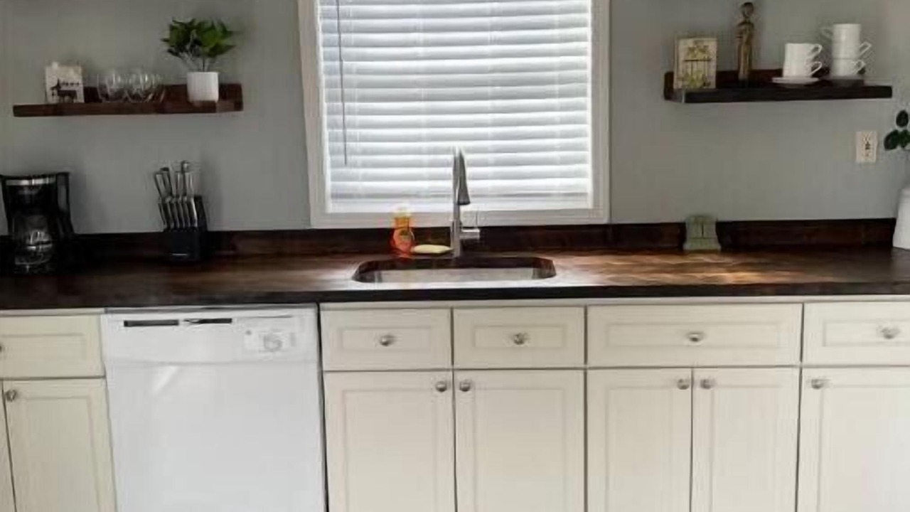 Photo of Kitchen in Lynn Garden