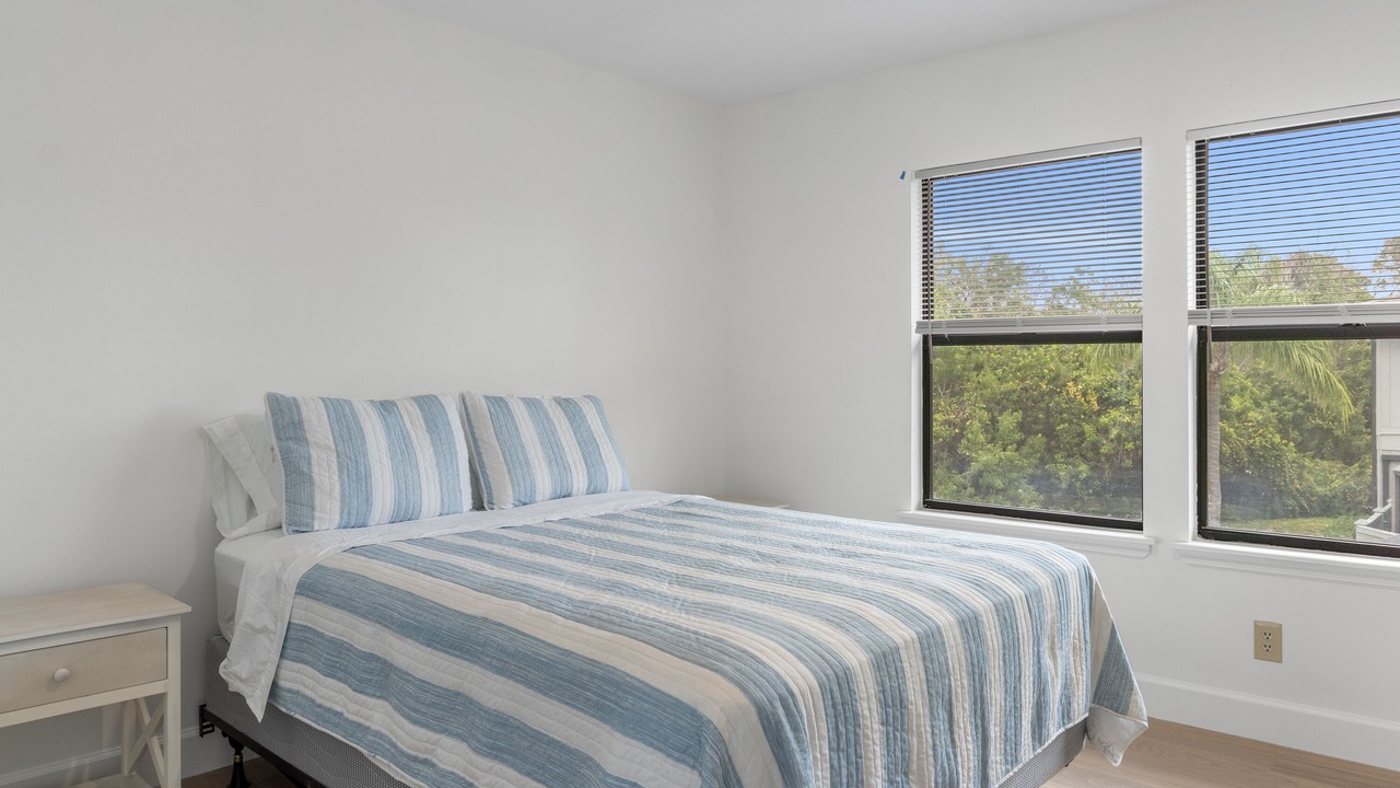 Photo of Bedroom in Florida Ridge