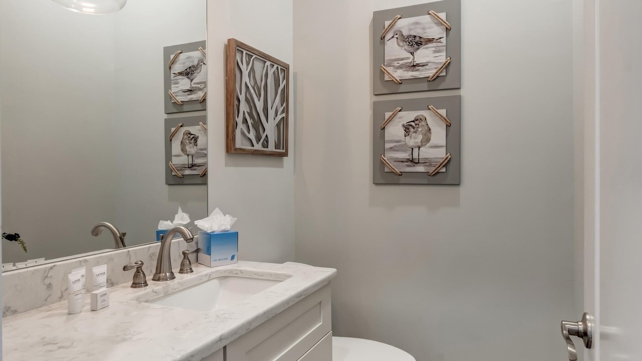 Photo of Bathroom in Baytowne Wharf