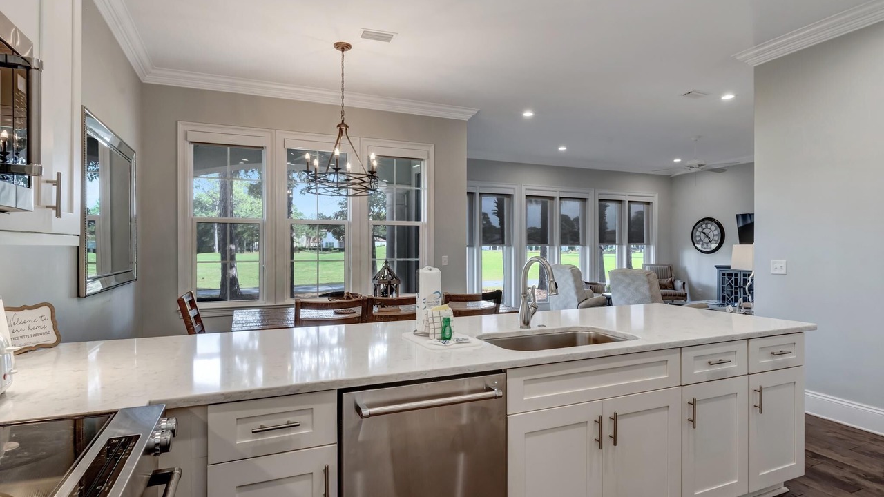 Photo of Kitchen in Baytowne Wharf