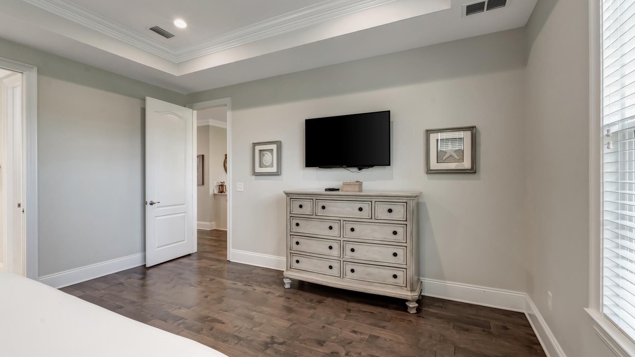 Photo of Bedroom in Baytowne Wharf